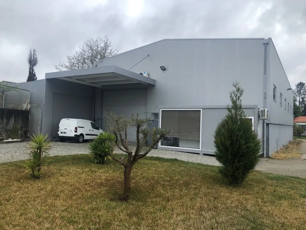 Henriques Moldes premises
