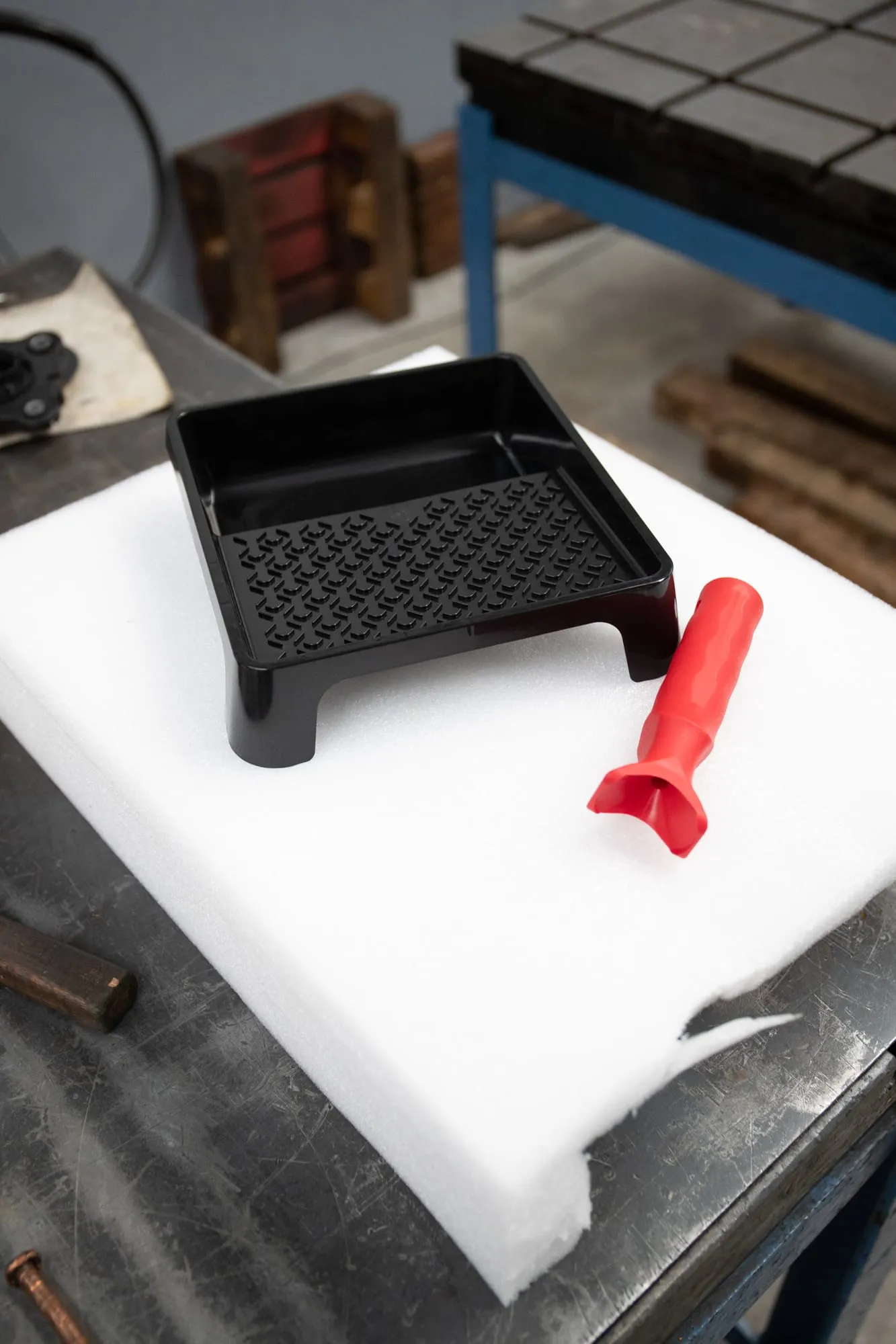 Paint tray